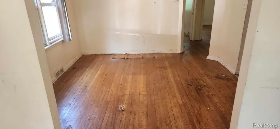 10737 Stratman Street, Detroit, MI 48224 - #3