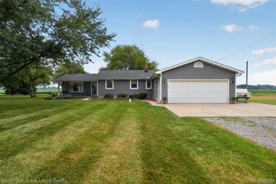 6249 New Lothrop Road, Hazelton, MI 48460 - #3