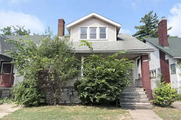 12785 Cloverlawn Street, Detroit, MI 48238