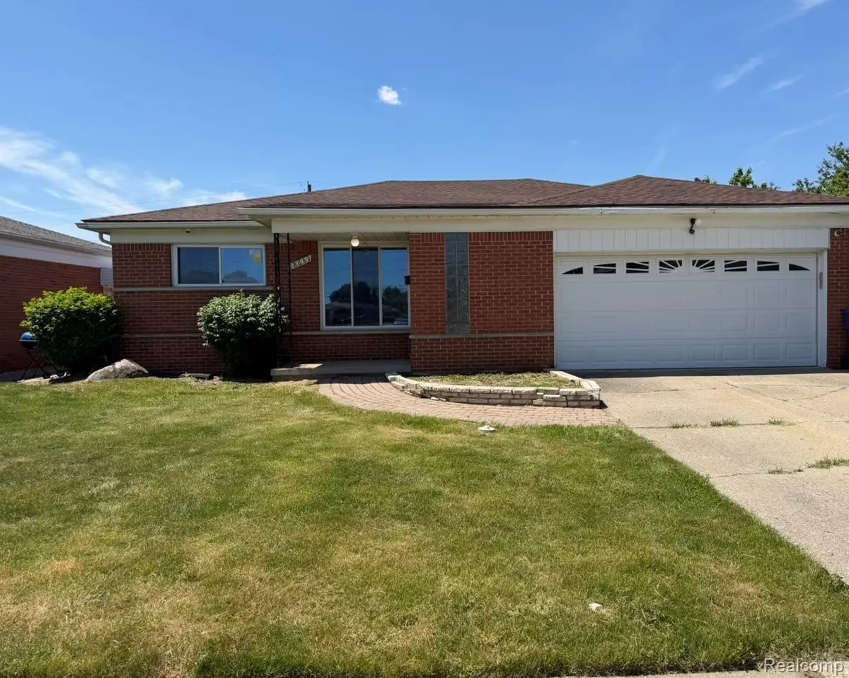 28653 Gilbert Drive, Warren, MI 48093 - #1