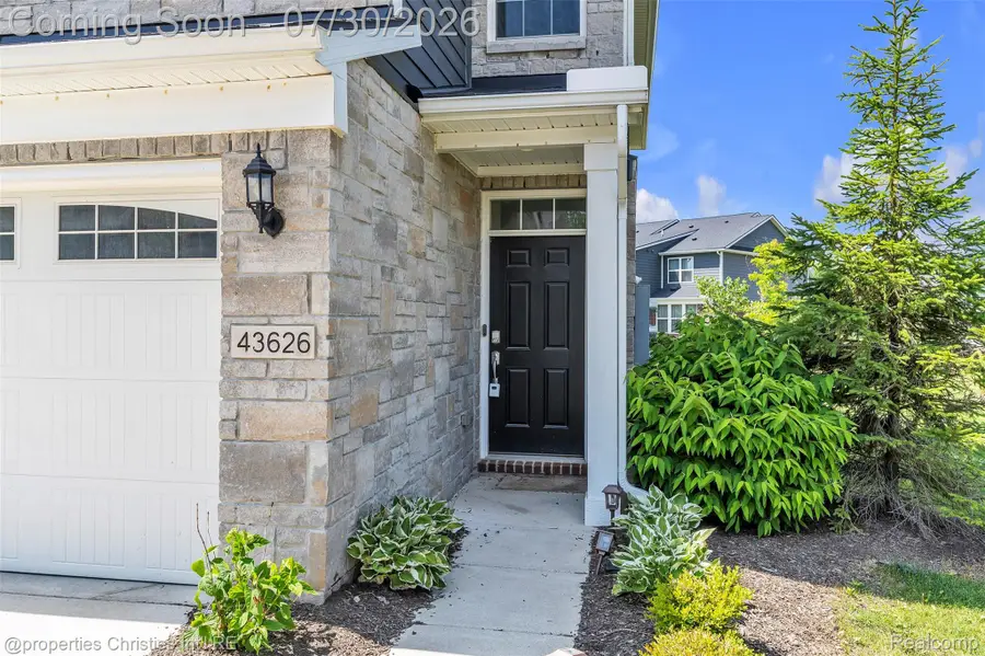 43626 Chancellor Lane, Novi, MI 48375 - #3