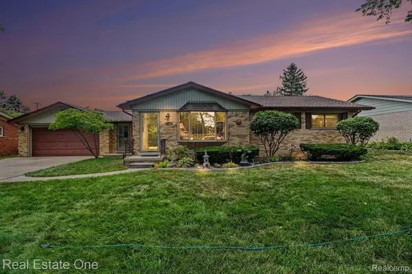 51361 Neumaier Drive, Utica, MI 48316