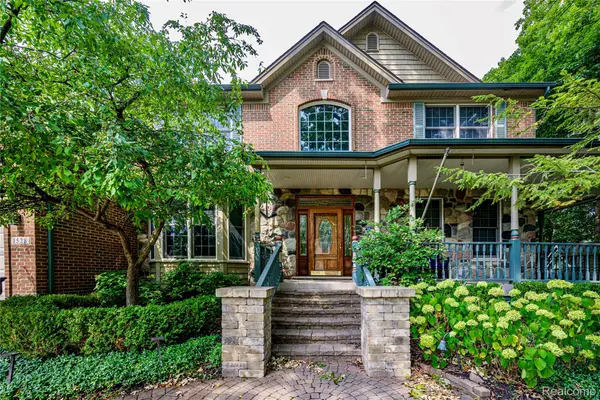 1528 Lawndale Drive, RoyalOak, MI 48067