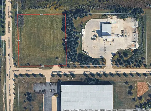 596 Ty Circle Drive, Dundee, MI 48131