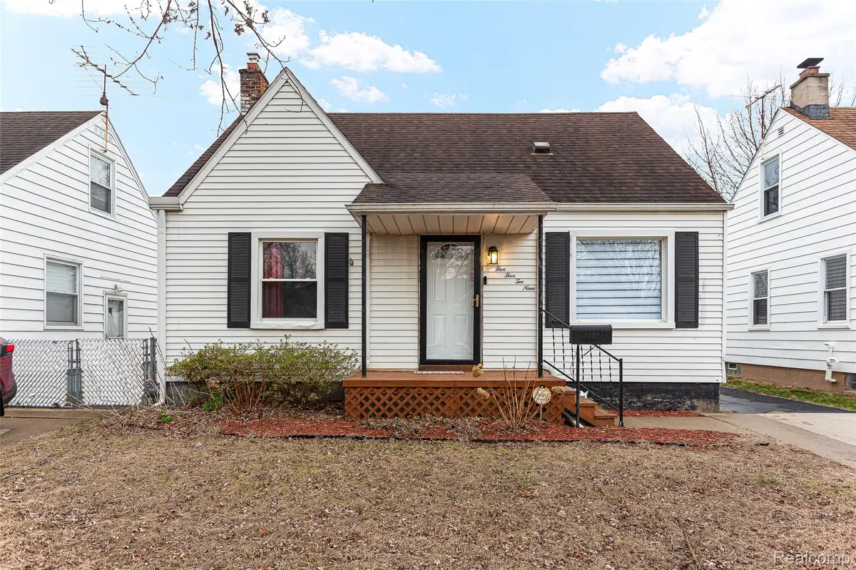 25529 Stanford Street, Dearborn Heights, MI 48125 - #1