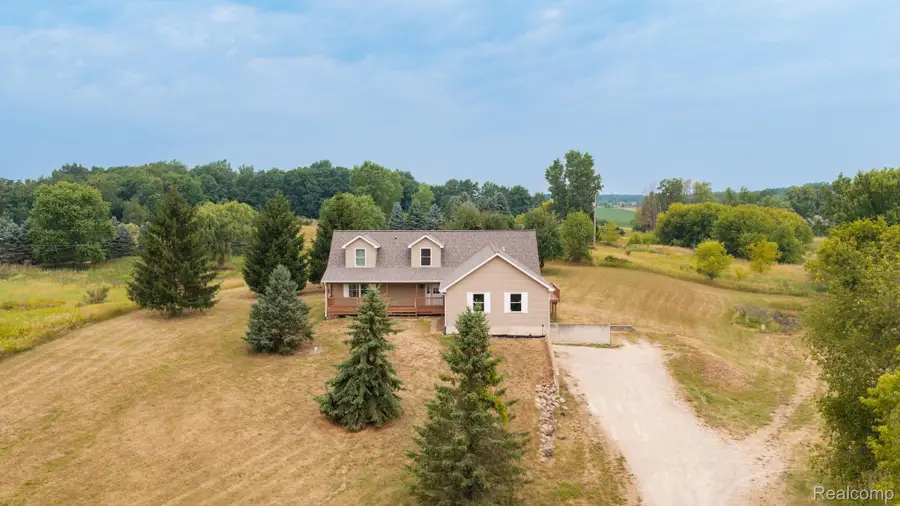 5795 E Centerline Road, Ovid, MI 48879 - #2