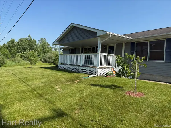 909 W Barnes Road, Fostoria, MI 48435