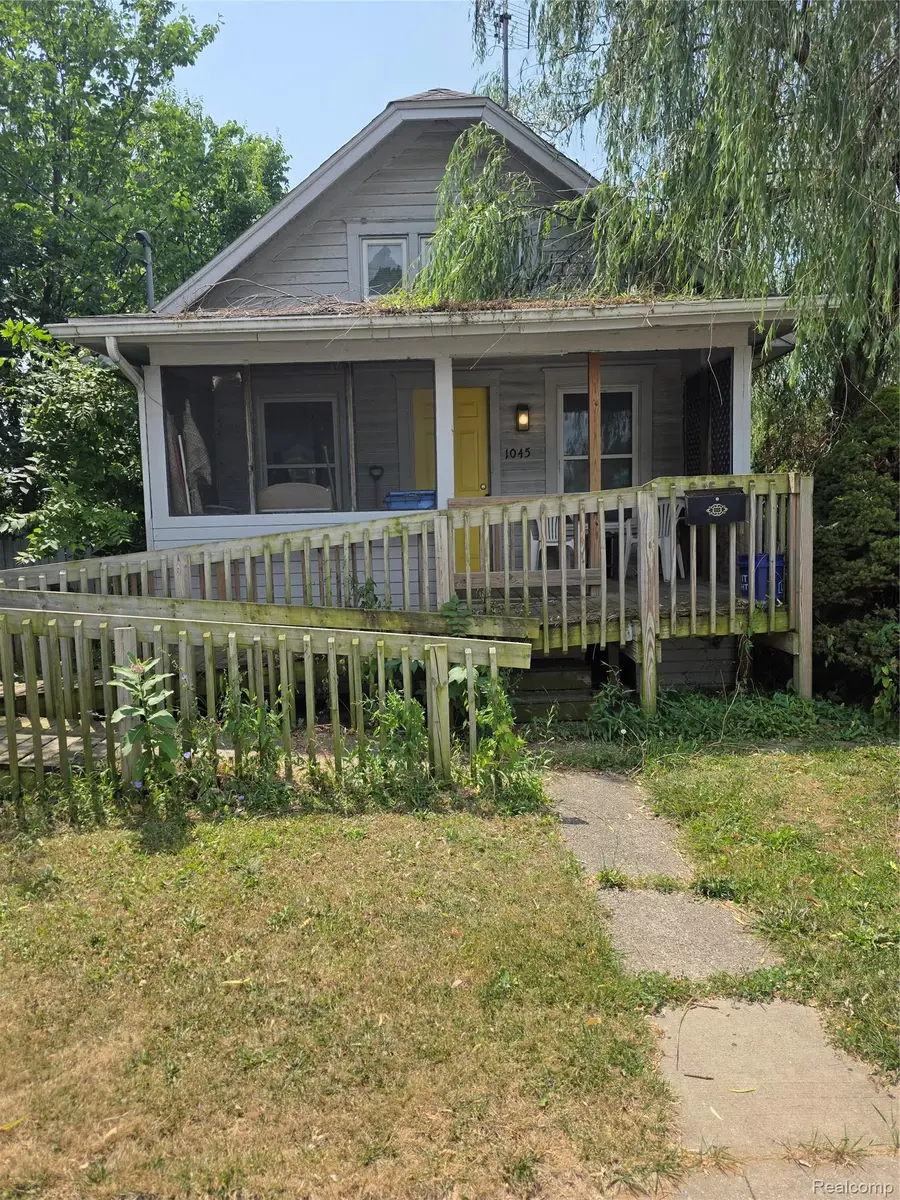 1045 Ontario Street, Lansing, MI 48915 - #3