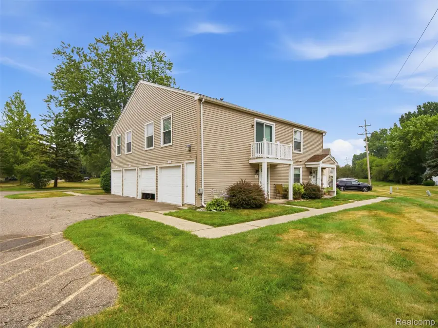 1461 Steeple Chase Court, Davison, MI 48423 - #2