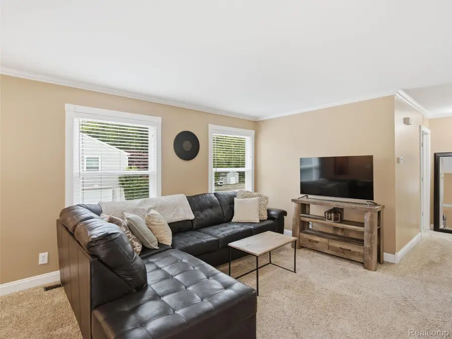 1461 Steeple Chase Court, Davison, MI 48423 - #3