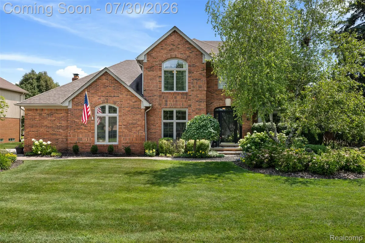 4086 Glencastle Drive, Troy, MI 48098 - #1