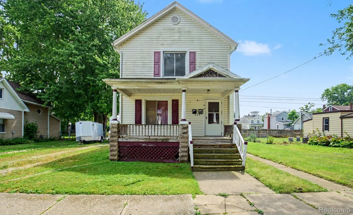 242 N Elizabeth Street, Marine City, MI 48039 - #1