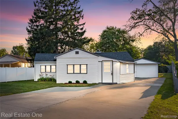 42735 Utica Road, SterlingHeights, MI 48314