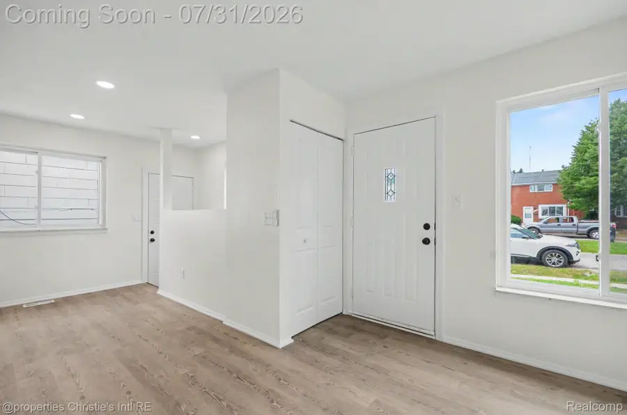20158 Abrahm Street, Clinton Township, MI 48035 - #3