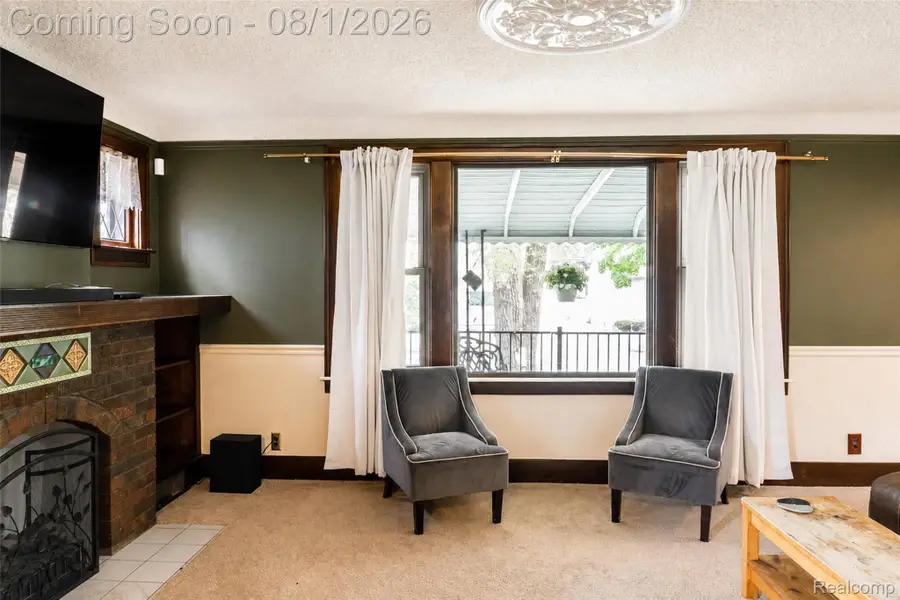 8090 Helen Street, Center Line, MI 48015 - #2