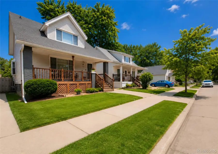 11227 Rivard Avenue, Warren, MI 48089 - #2