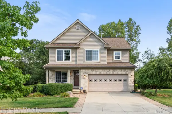 8266 S Warwick Court, Ypsilanti, MI 48198