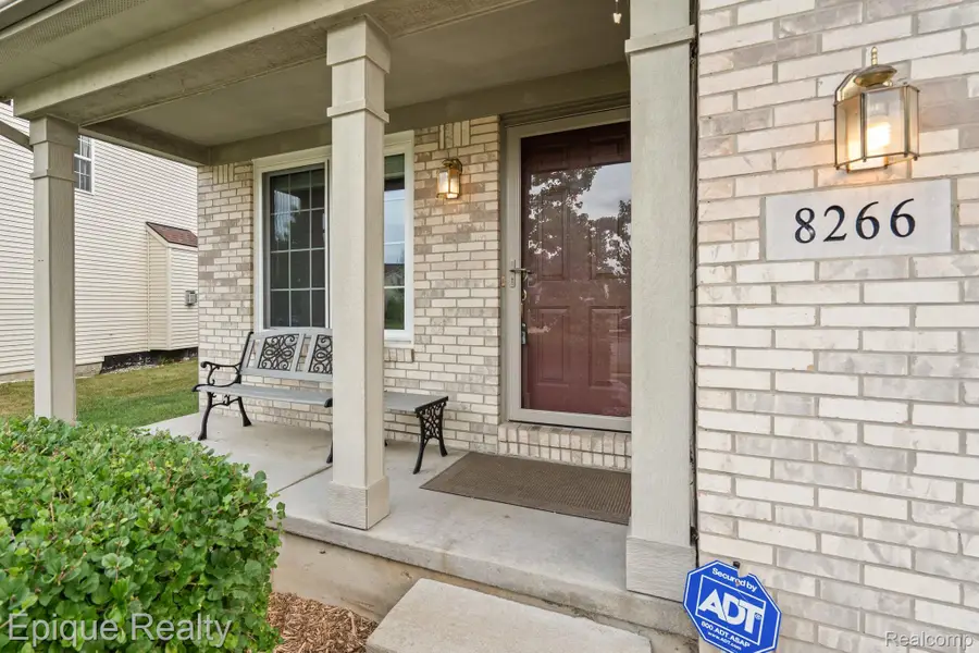 8266 S Warwick Court, Ypsilanti, MI 48198 - #2