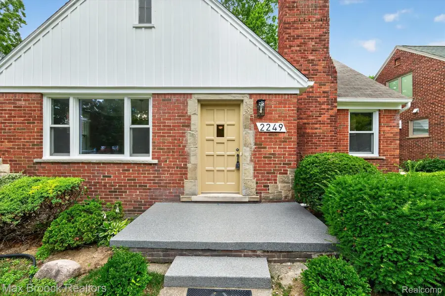 2249 Benjamin Avenue, Royal Oak, MI 48073 - #2
