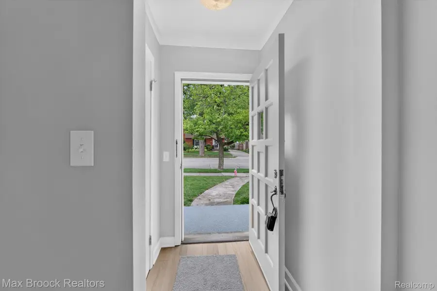 2249 Benjamin Avenue, Royal Oak, MI 48073 - #3