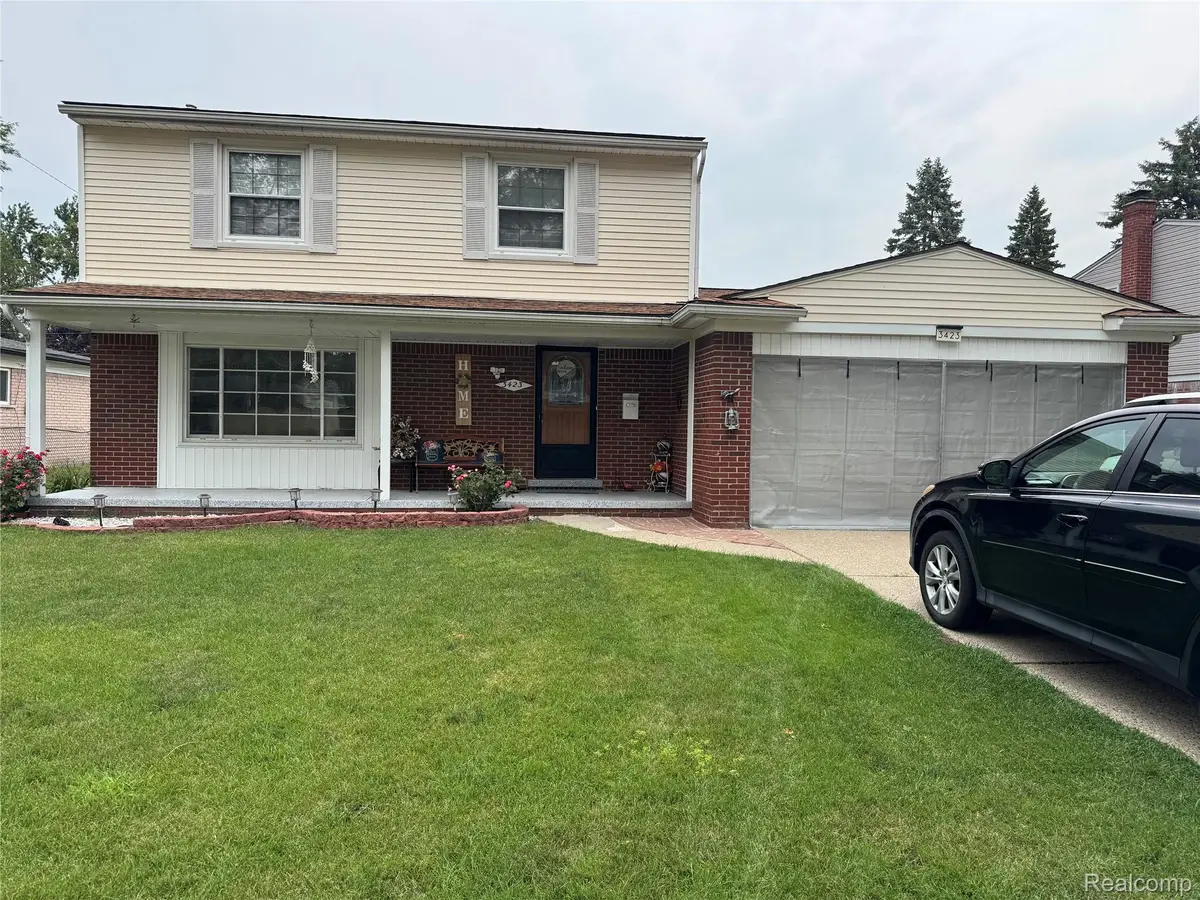 3423 Pall Drive, Warren, MI 48092 - #1