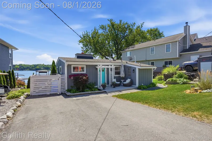 4117 Highcrest Drive, Brighton, MI 48116 - #3