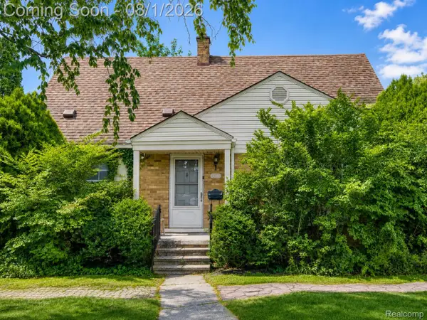 4306 Robinwood Avenue, RoyalOak, MI 48073