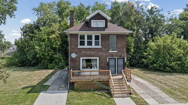 576 Manistique Street, Detroit, MI 48215