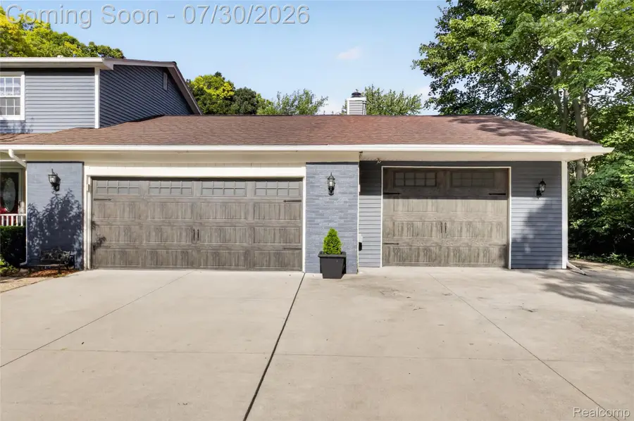 5890 Chickadee Lane, Clarkston, MI 48346 - #3
