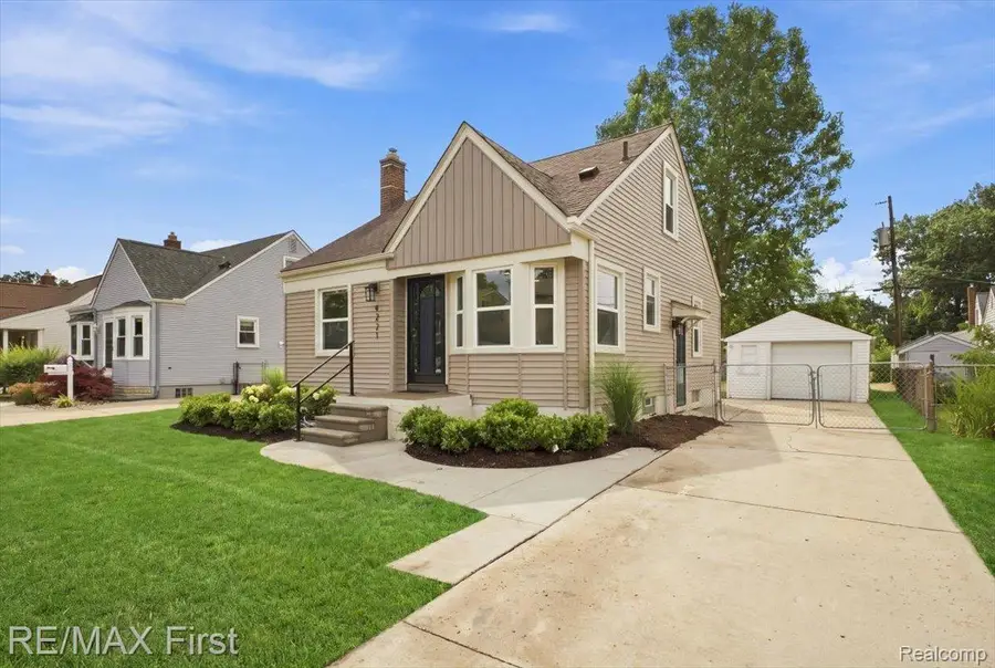 4271 Thomas Avenue, Berkley, MI 48072 - #2
