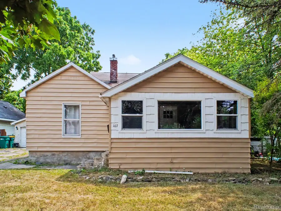 107 S Oak Street, Durand, MI 48429 - #2