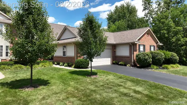 10375 Golfside Drive, GrandBlanc, MI 48439