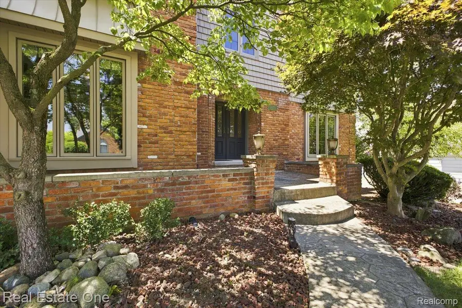 1774 White Water Drive, Rochester Hills, MI 48309 - #3