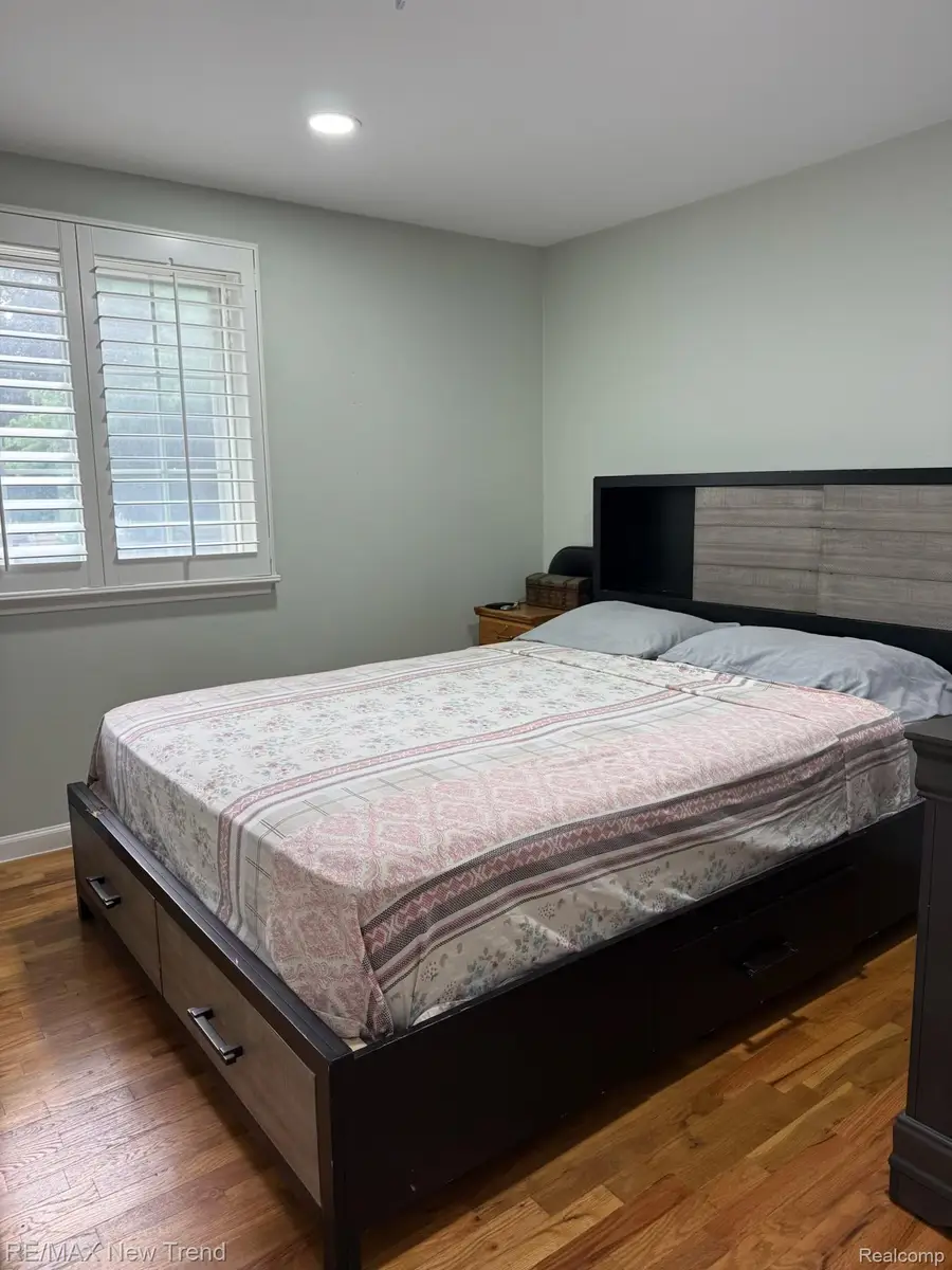 8821 Tavistock Drive, Plymouth, MI 48170 - #3