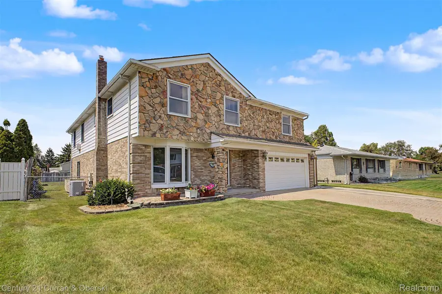 23312 E Fairway Drive, Trenton, MI 48183 - #2