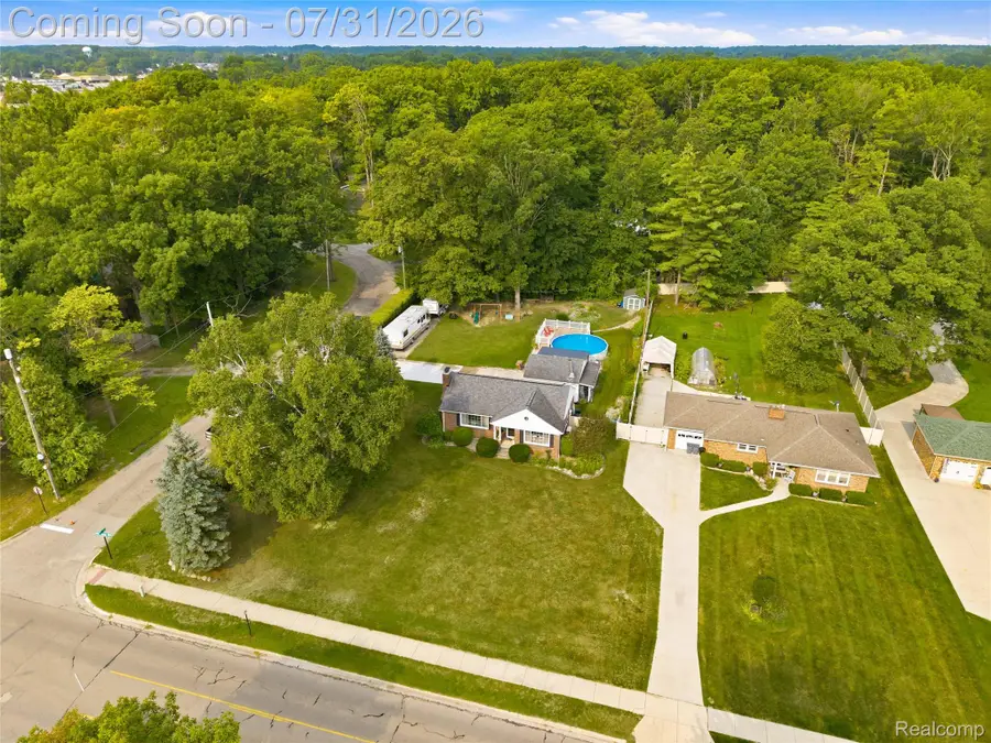 662 Michigan Avenue, Marysville, MI 48040 - #2