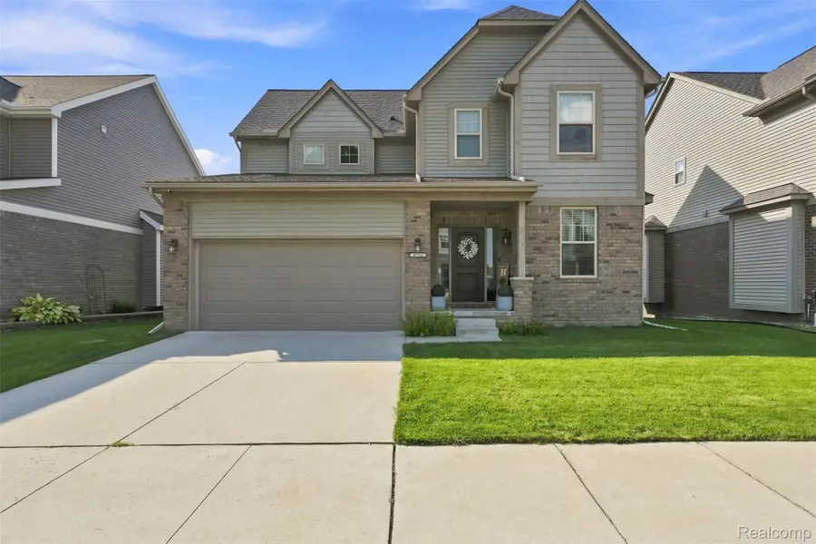 47523 Viola Lane, Chesterfield, MI 48047 - #2
