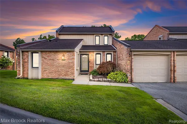 3013 Moon Lake Drive, WestBloomfield, MI 48323