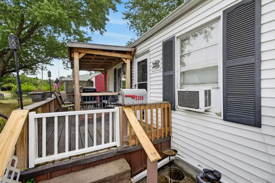 3308 Leith Street, Flint, MI 48506 - #3