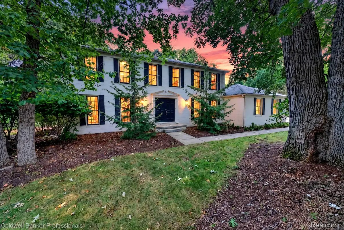 4133 Shore Crest Drive, West Bloomfield, MI 48323 - #1