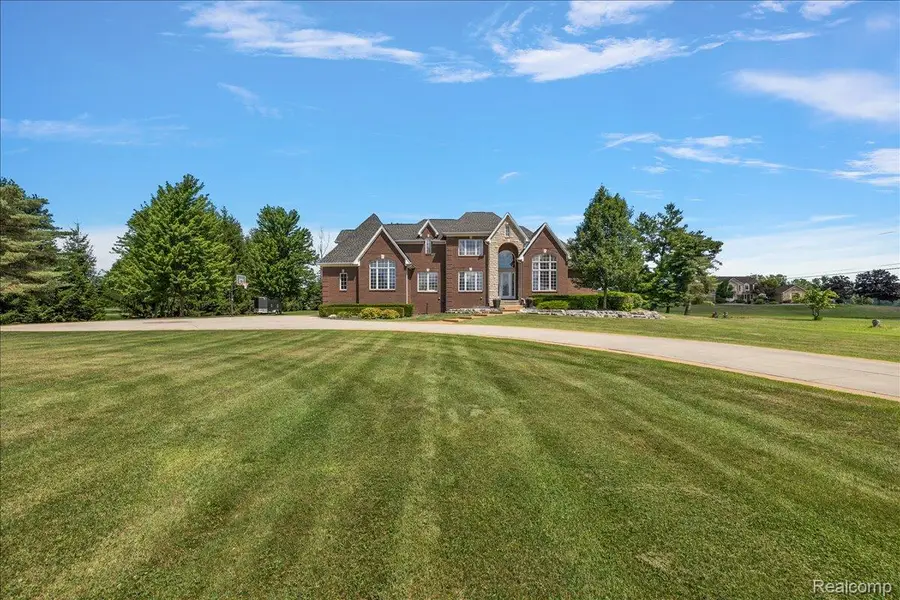 21901 31 Mile Road, Ray, MI 48096 - #2
