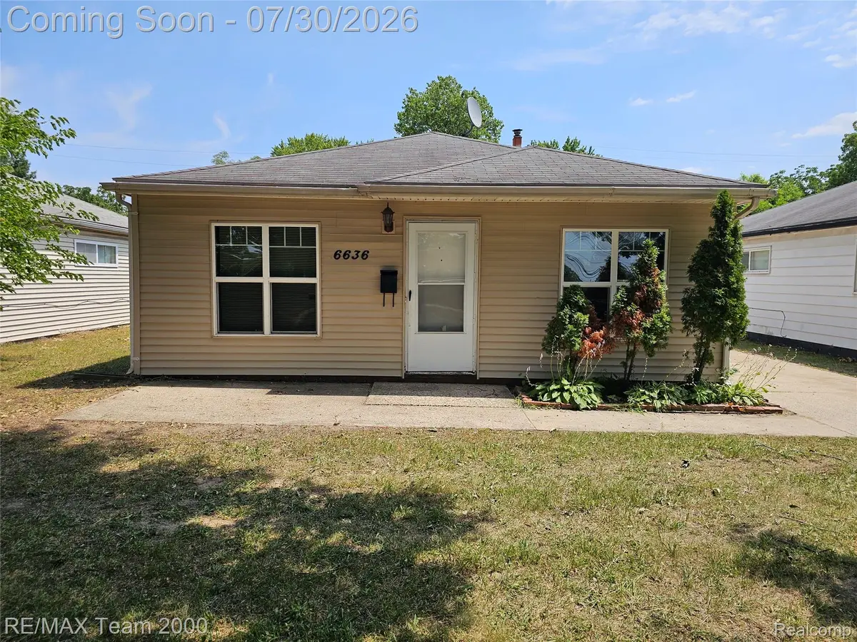 6636 N Waverly Street, Dearborn Heights, MI 48127 - #1