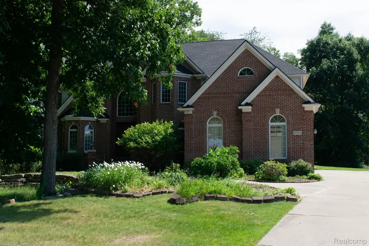 1715 Hamilton Drive, Bloomfield, MI 48302 - #1