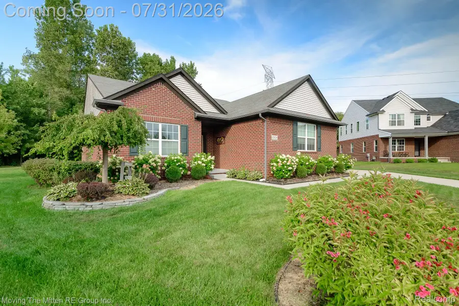 13529 Chester Court, Belleville, MI 48111 - #2