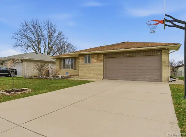 3064 Charity Dr, SterlingHeights, MI 48310