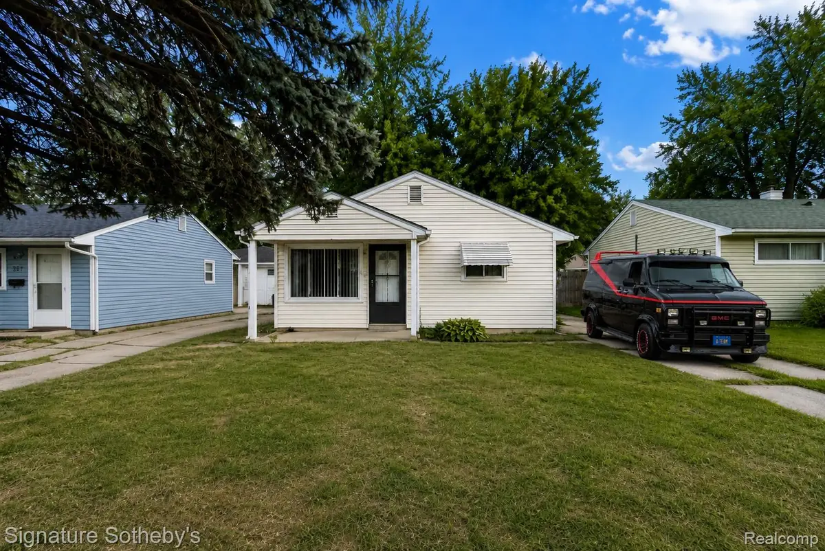 241 W Yale Avenue, Pontiac, MI 48340 - #1