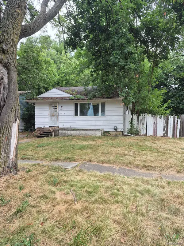 2952 Wolcott Street, Flint, MI 48504
