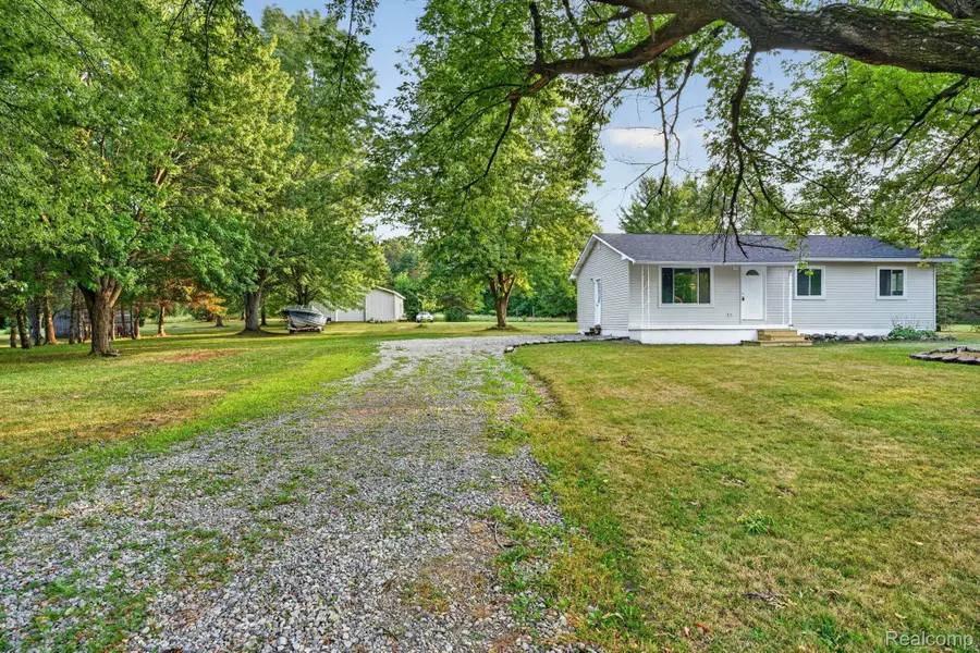 305 W Walker Street, Gaines, MI 48436 - #2