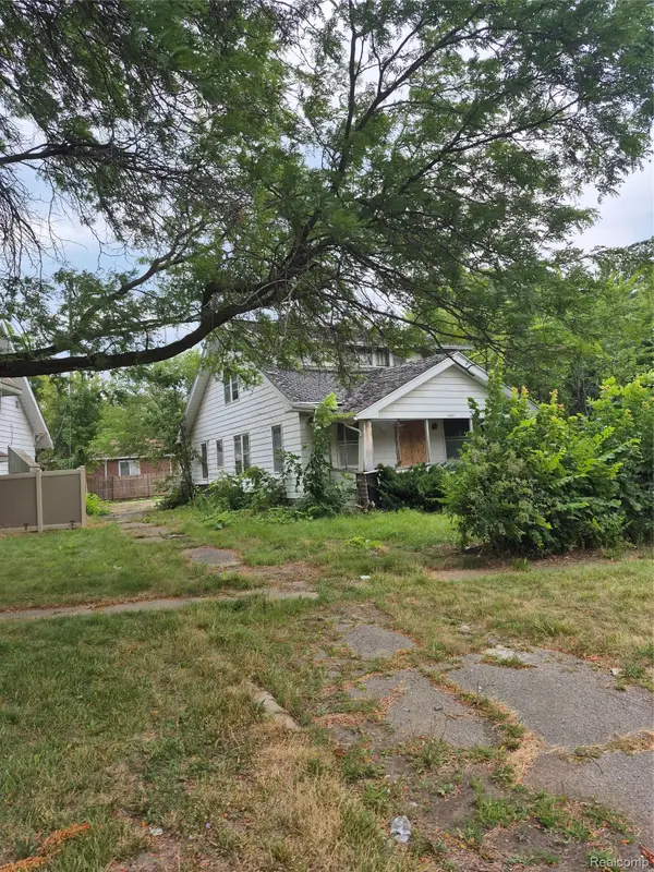 1402 Welch Boulevard, Flint, MI 48504