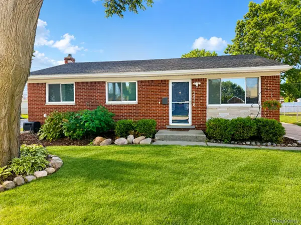 13118 Whitfield Drive, SterlingHeights, MI 48312